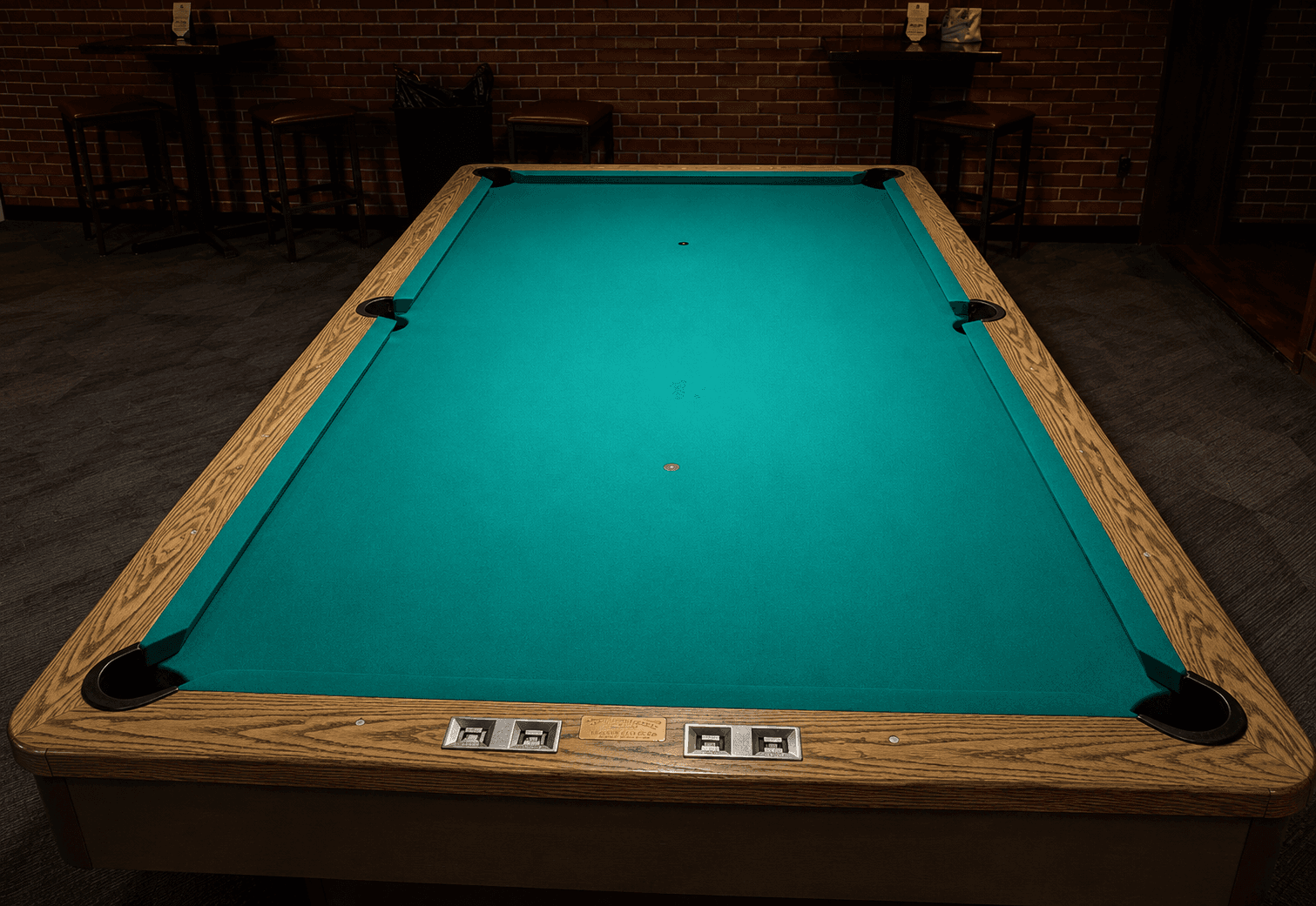 Head-on view of a newly clothed table at Legends